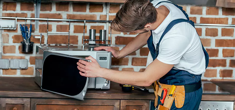 In-Home Microwave Repair in Nashua