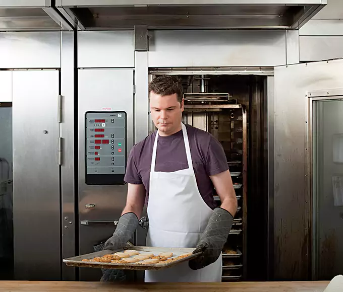 Why Nashua, NH Kitchens Trust Nashua Appliance Repair for Commercial Oven Repair?