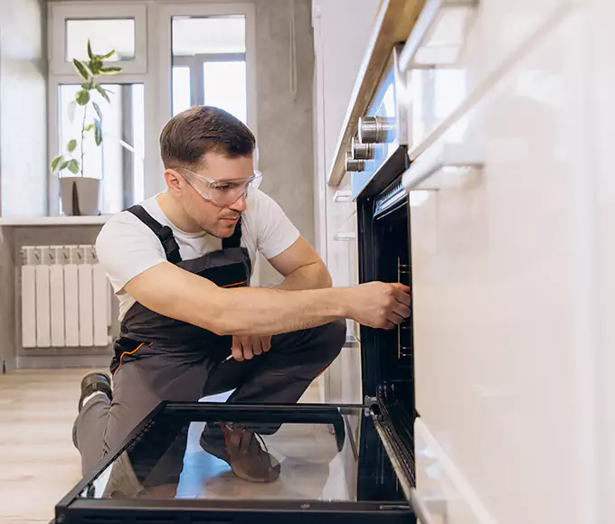 Why Nashua Bakers Rely on Nashua Appliance Repair for Every Electric Oven Fix?